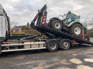 AK-Logistics-Traktor-Umsetzung